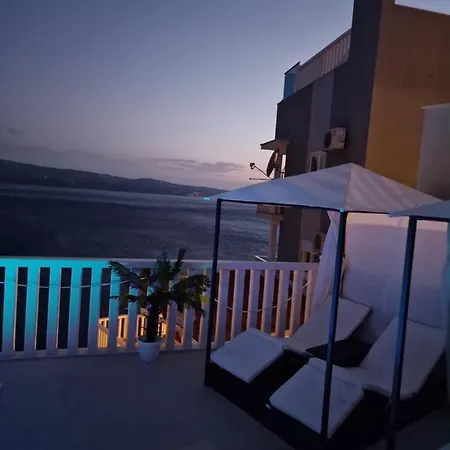 Big Panorama Villa, For 21 Person In Omis Ferienhaus *