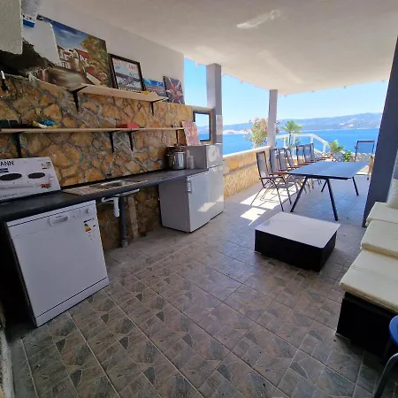Big Panorama Villa, For 21 Person In Omis Holiday home *